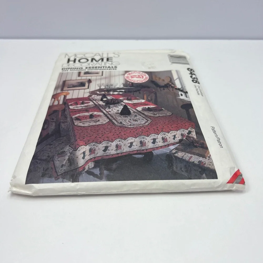 Vintage McCall's 8438 Tablecloth Chair Pad Napkins Sewing Pattern 1996 Holiday